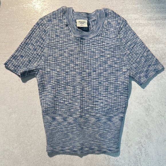 Abercrombie Cropped Short Sleeve Top - Picture 1 of 5